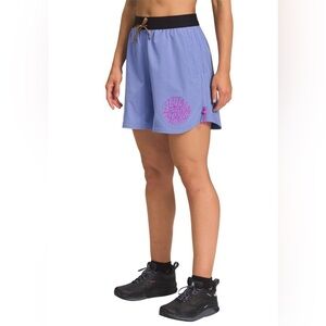 The North Face Trailwear OKT Trail Shorts with Black Waistband &Pink Logo.Size M